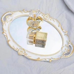 Vintage Style Mirrored Tray (White)